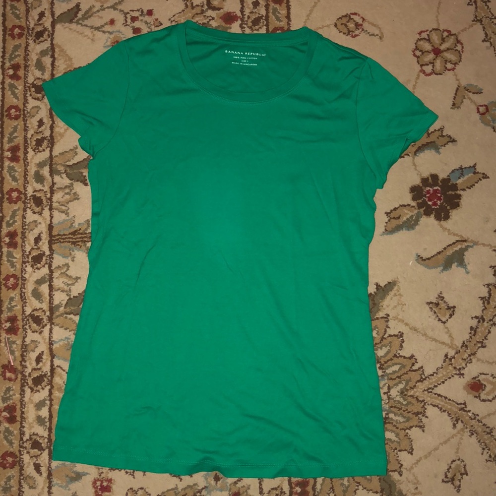 Banana Republic tee shirt